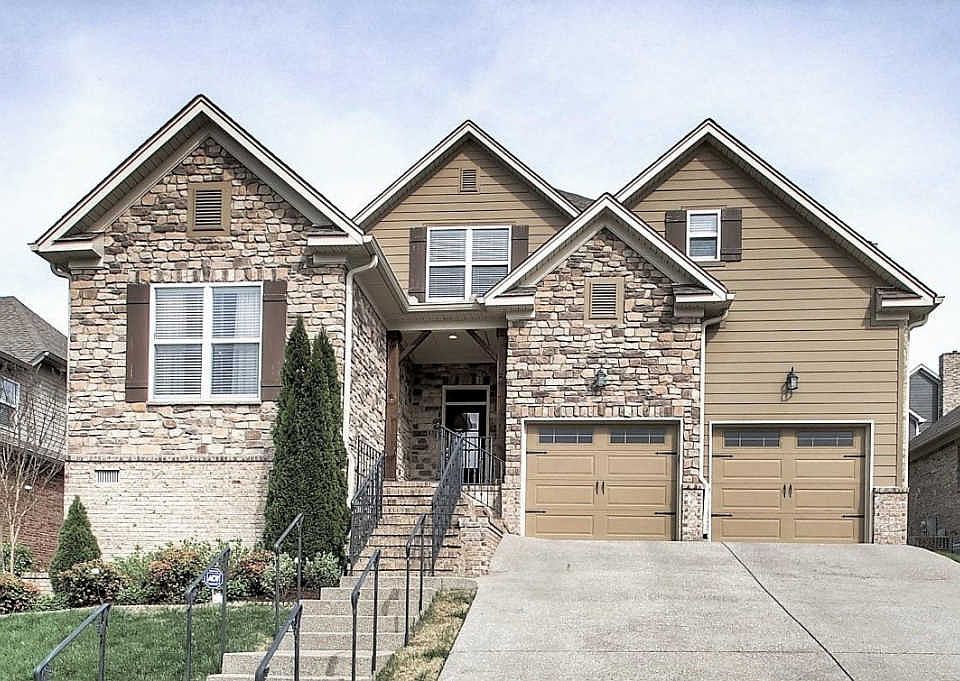 1st image of 172 Rich Cir
