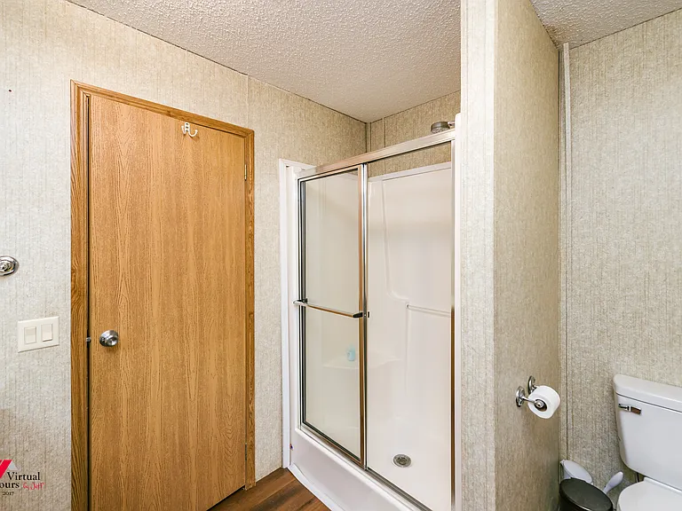 259 Kings Cir — Photo 11