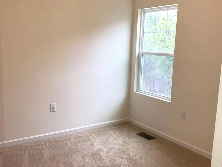 1103 Epiphany Rd — Photo 10