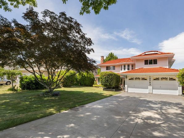 15703 95th Ave, Surrey, BC V4N 3B5