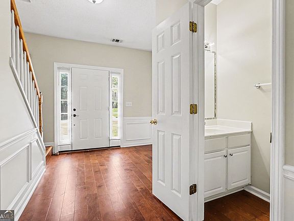 3rd image of 3745 Deauville Way