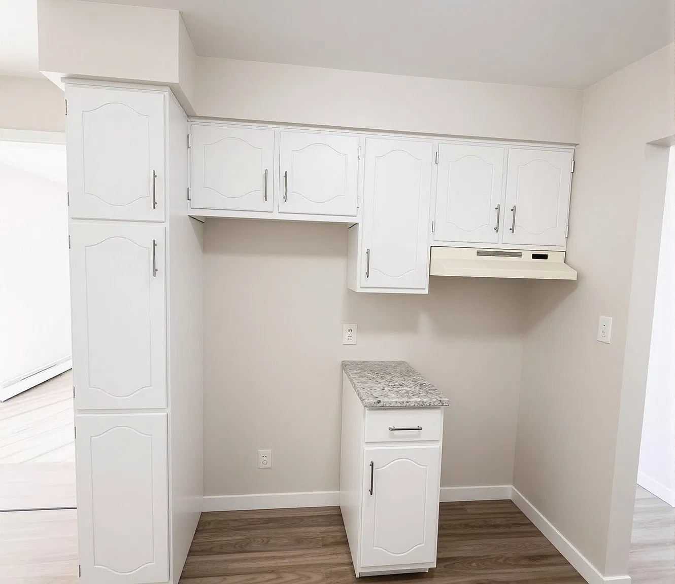 2 bed, 1.5 bath, $1,900 — Photo 4