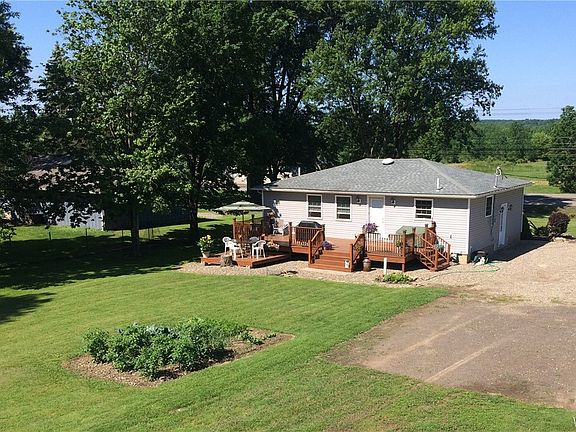 3rd image of 12065 Gowanda State Rd