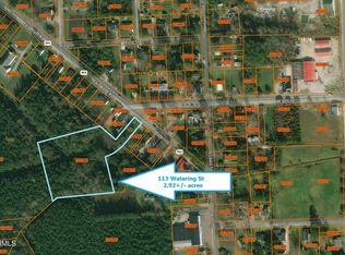 113 Watering St, Tabor City, NC 28463