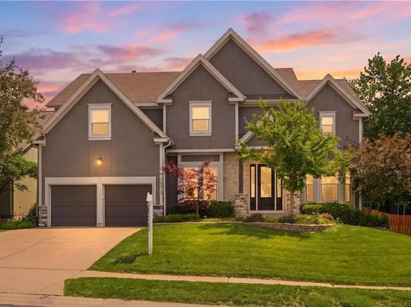 14313 Hadley St, Overland Park, KS 66223