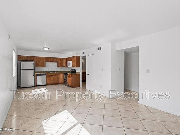 5th image of 8450 E Old Spanish Trl APT 132