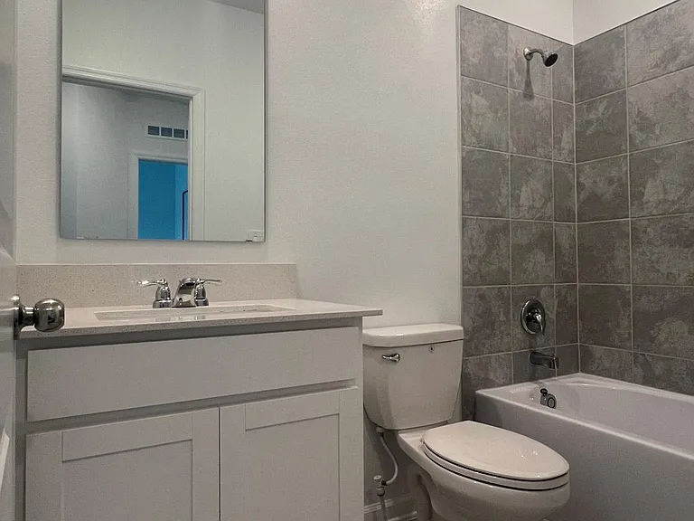 3263 Laurent Loop — Photo 17