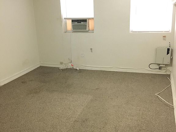 4th image of 8825 19th Ave #1