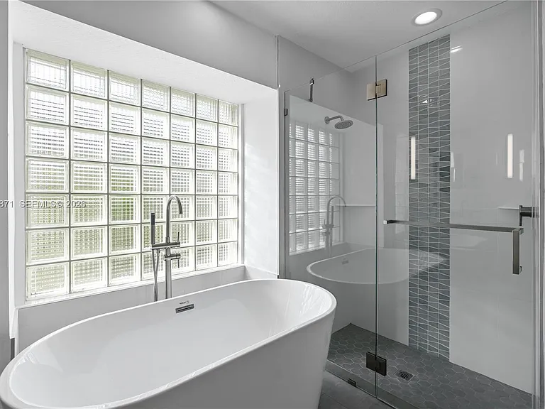 5923 Loxahatchee Pines Dr — Photo 11