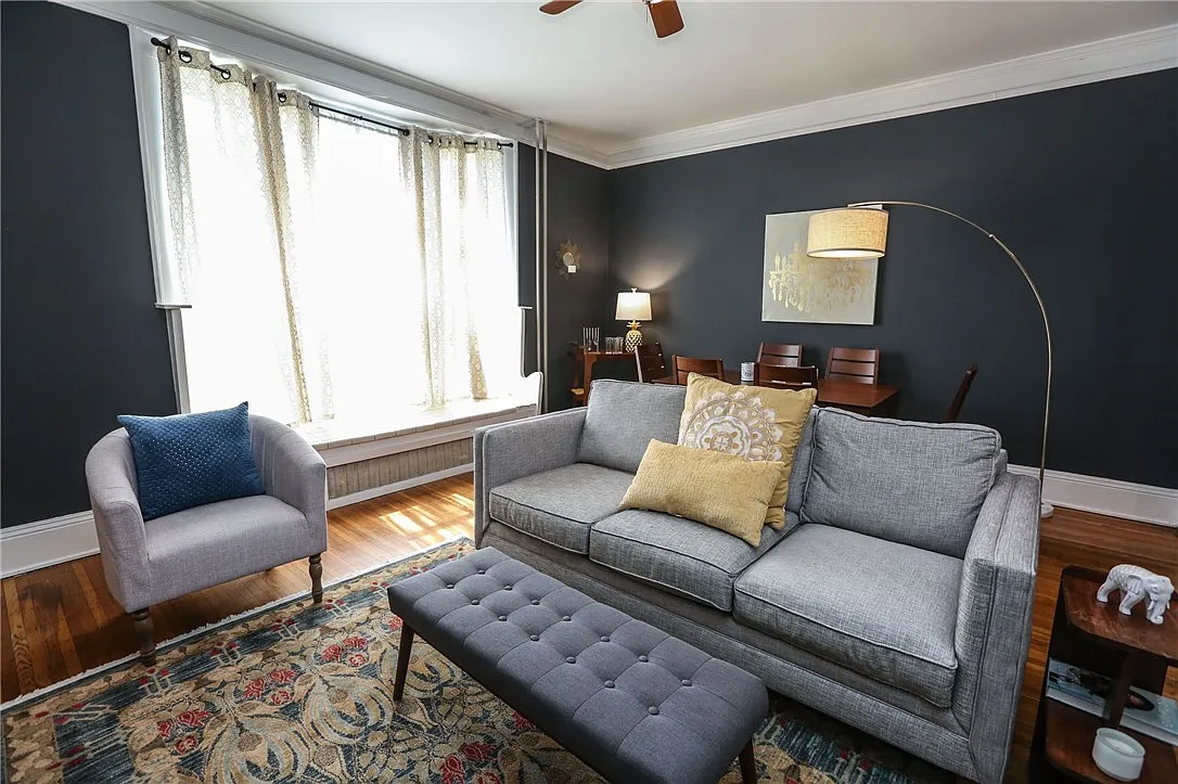 1 bed, 1.0 bath, 726 sqft, $1,350 — Photo 3