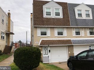 9961 Bridle Rd, Philadelphia, PA 19115