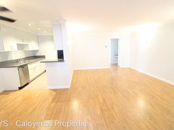 3rd image of 9612 Lucerne Ave #103