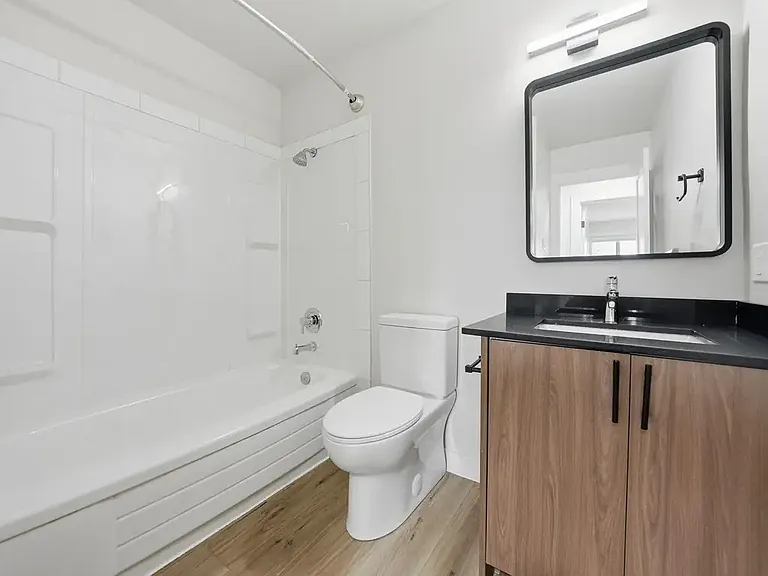 232 Pinehouse Dr — Photo 29