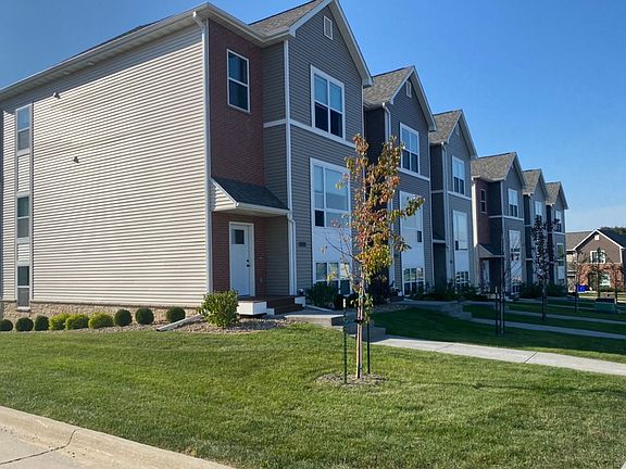 2nd image of 1710 Bernardy Dr