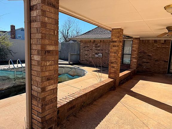 2nd image of 2640 SW 109th St