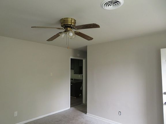 2nd image of 1116 High Pearl St