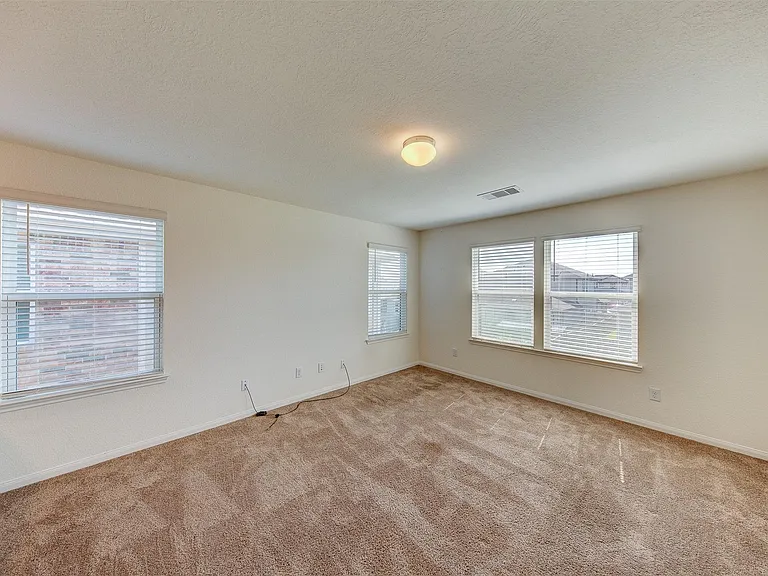 7218 Bakersfield Ct — Photo 17