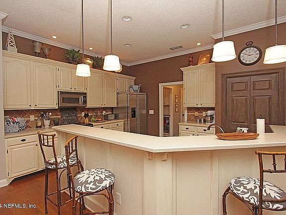 5th image of 2121 Forest Hollow Way