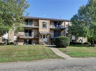 5190 Emil Ave SW UNIT 407, Navarre, OH 44662