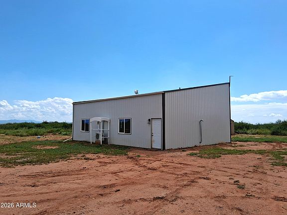 3rd image of 8899 N Roughrider Road