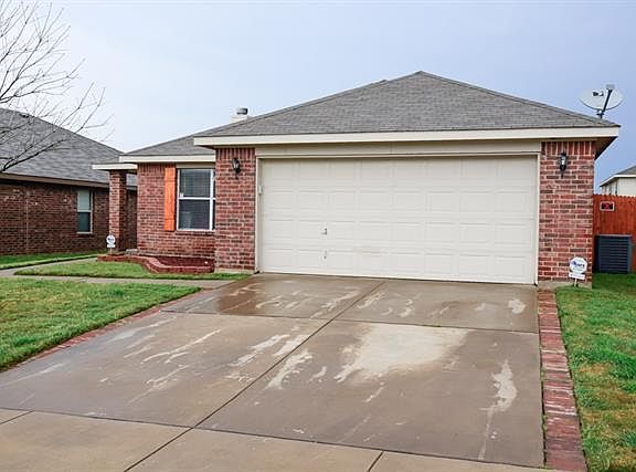 3rd image of 336 Fawn Hill Dr