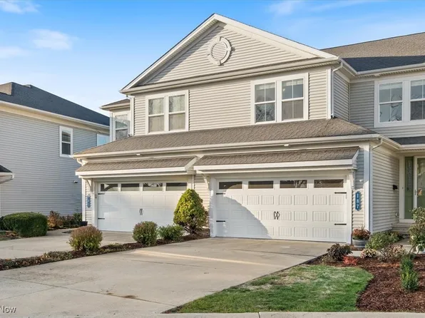 187 Seaview Dr, Willowick, OH 44095