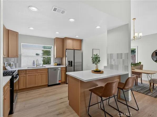 43 Oxbow Creek Ln, Laguna Hills, CA 92653