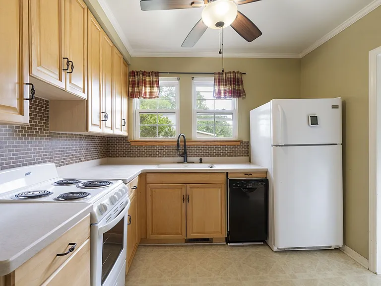 506 Bonlee Bennett Rd — Photo 5