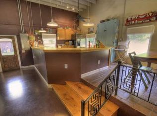 2702 Stuart St, Burns, TN 37029