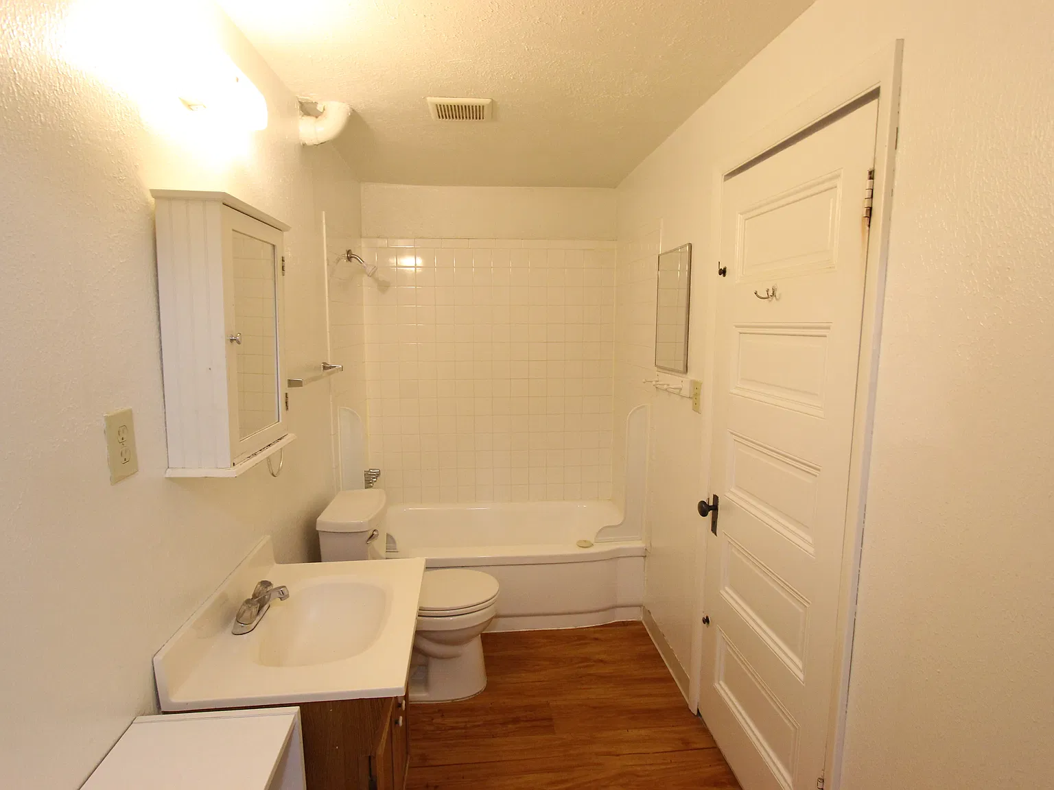 1 bed, $1,950 — Photo 2