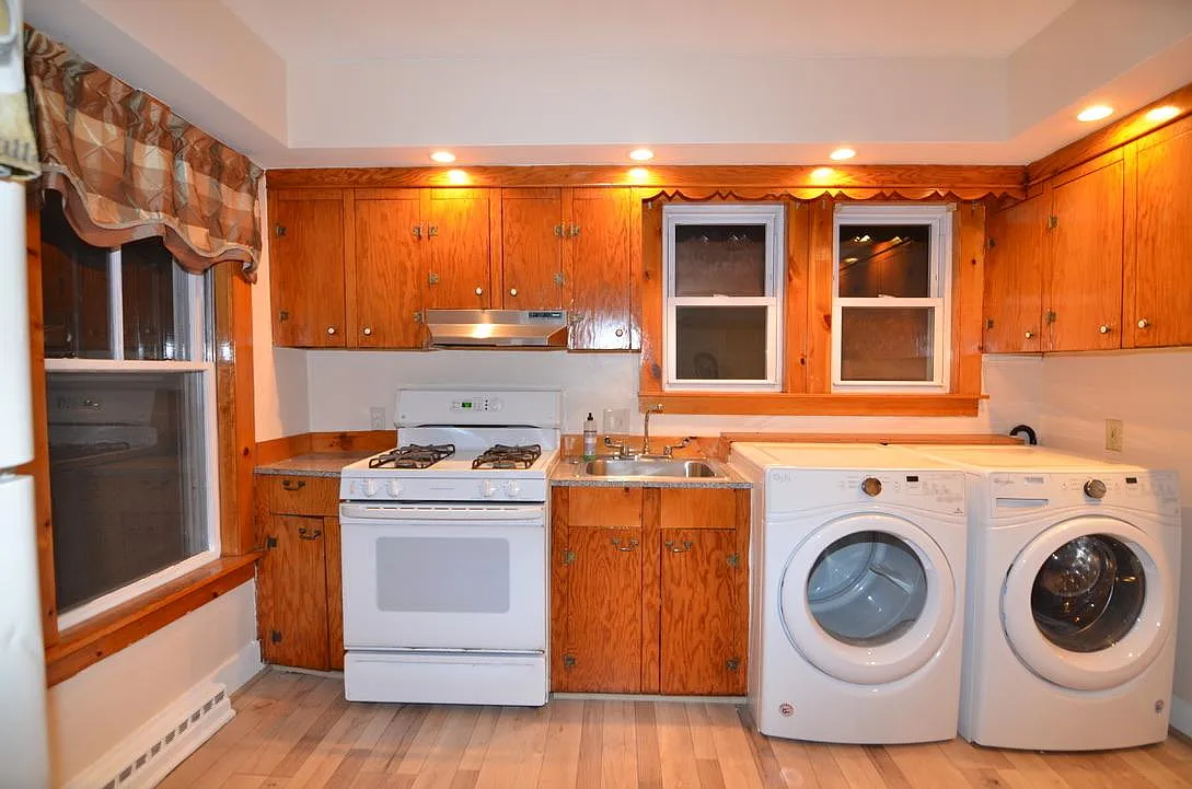 1 bed, 1000 sqft, $2,200 — Photo 1