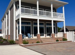 203 River St, Madison, OH 44045