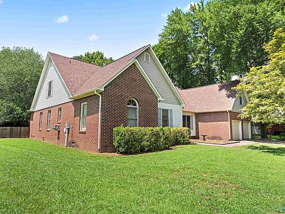 3rd image of 27186 Jarrod Blvd