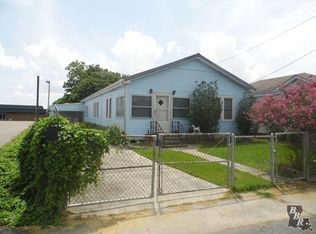 733 N Bayou Dr, Golden Meadow, LA 70357