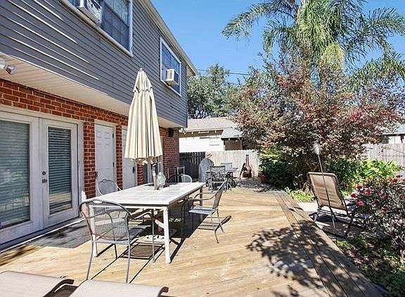 2nd image of 5551 Rosemary Pl