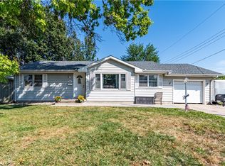 514 Cahill St, Arthur, IL 61911