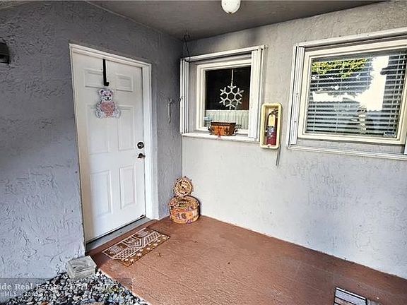3rd image of 4764 NW 114th Ave Unit 103