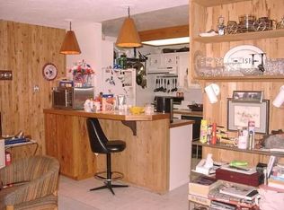 1073 Camelot Dr, Boise, ID 83704