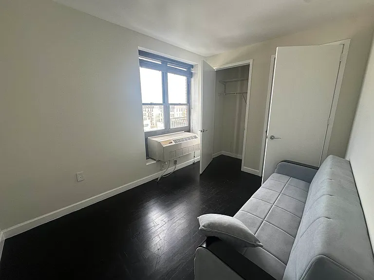 61 Village Rd N #5B — Photo 8
