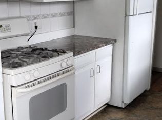 6141 Hillsdale Ave, Omaha, NE 68117