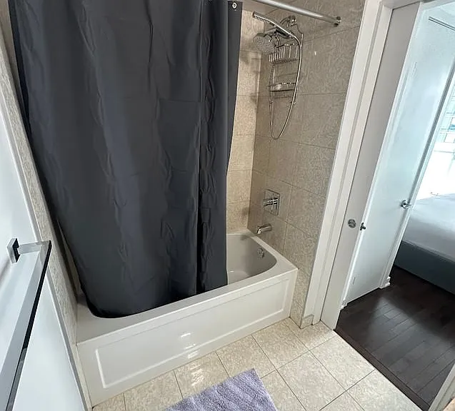 12 York St #3302C — Photo 7