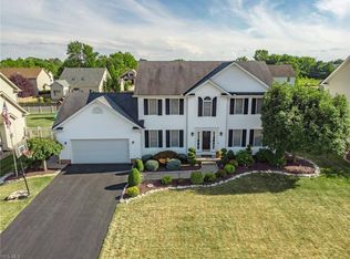 841 Fairfield Dr, Boardman, OH
