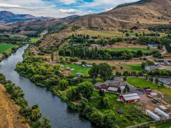 2783 E Read Ln, Preston, ID 83263