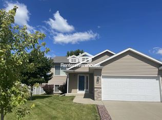 5911 Excalibur Ct NW, Rochester, MN 55901