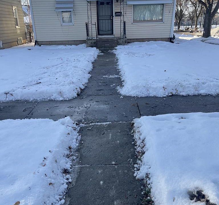 1st image of 4877 North 40th STREET
