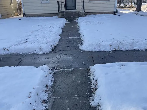 4877 North 40th STREET, Milwaukee, WI 53209