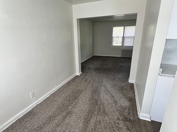 4th image of 221 N 4th St Unit 28