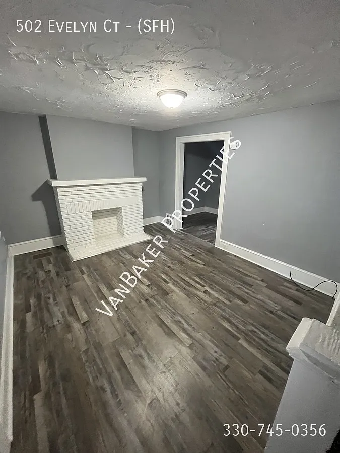 Building Photo - 502 Evelyn Ct #SFH