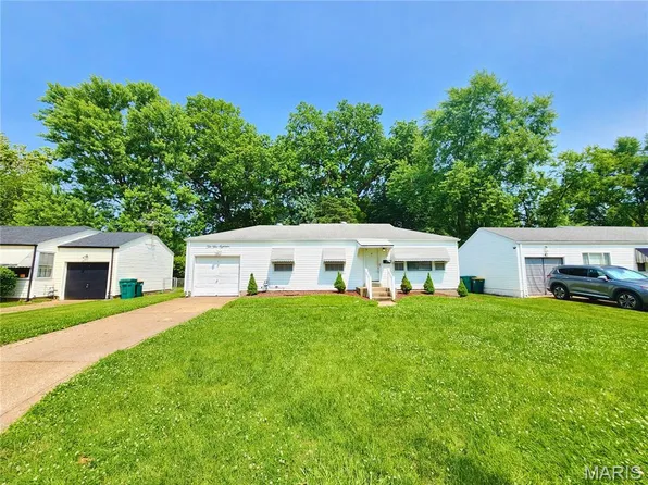 10518 Ewell Dr, Saint Louis, MO 63137