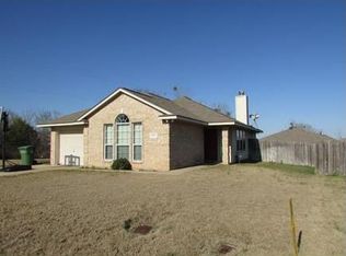 2901 Elise Ln, Bryan, TX 77802